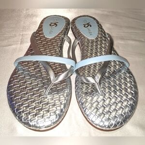 Yosi Samra Womens River Burnished Woven Flip Flop Sandals Silver/Blue NWOT Sz 5